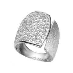 Кольцо Amatore из серебра 925 с покрытием белым родием, фотография — Stile.me