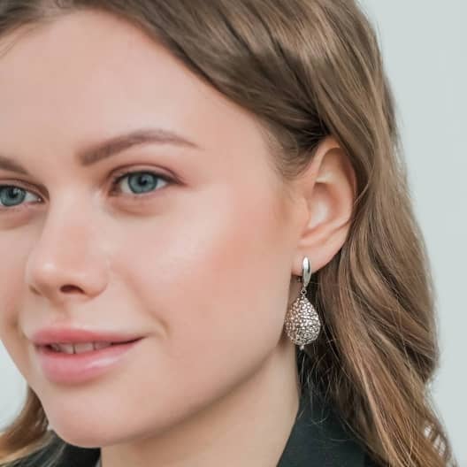 Серебряные серьги Гориция с покрытием белым родием, фотография, изображение № 3 — Stile.me