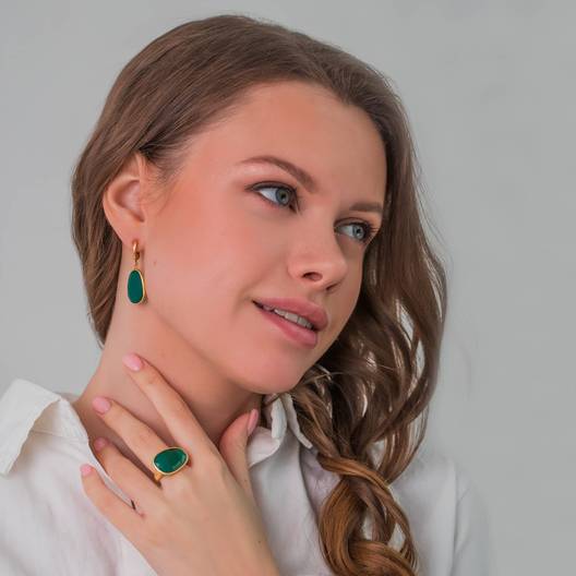 Кольцо Никея из серебра 925 с агатом и покрытием желтым золотом, фотография, изображение № 3 — Stile.me
