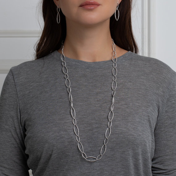 Колье Magia из серебра 925 с покрытием белым родием, фотография — Stile.me